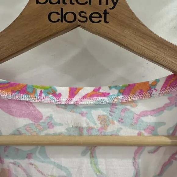 Lilly Pulitzer Etta Floral/fish Print V Neck Short Sleeve Shirt Medium 11-3036 - Picture 3 of 5